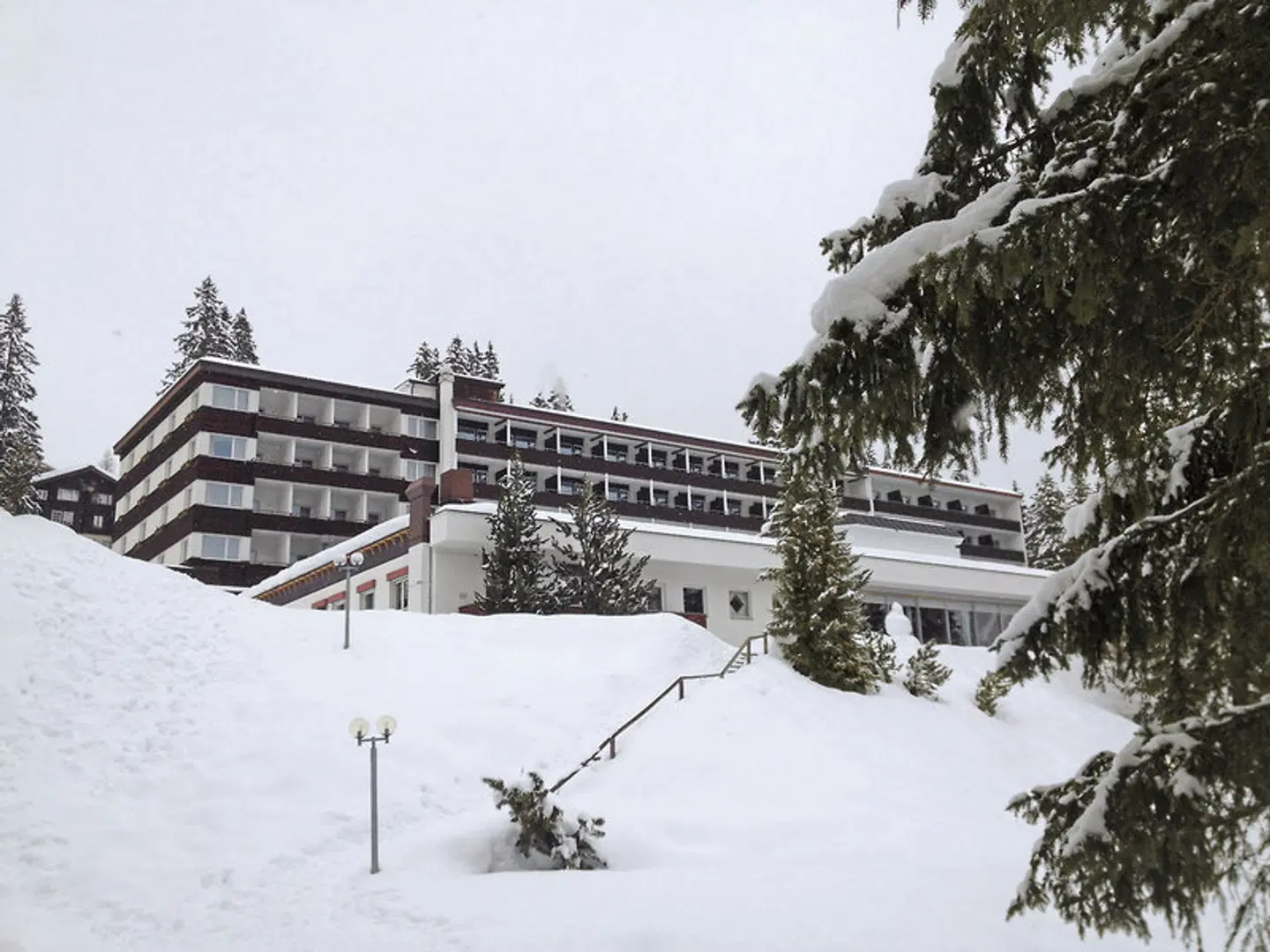 Arosa Alpine Club EXTERIOR