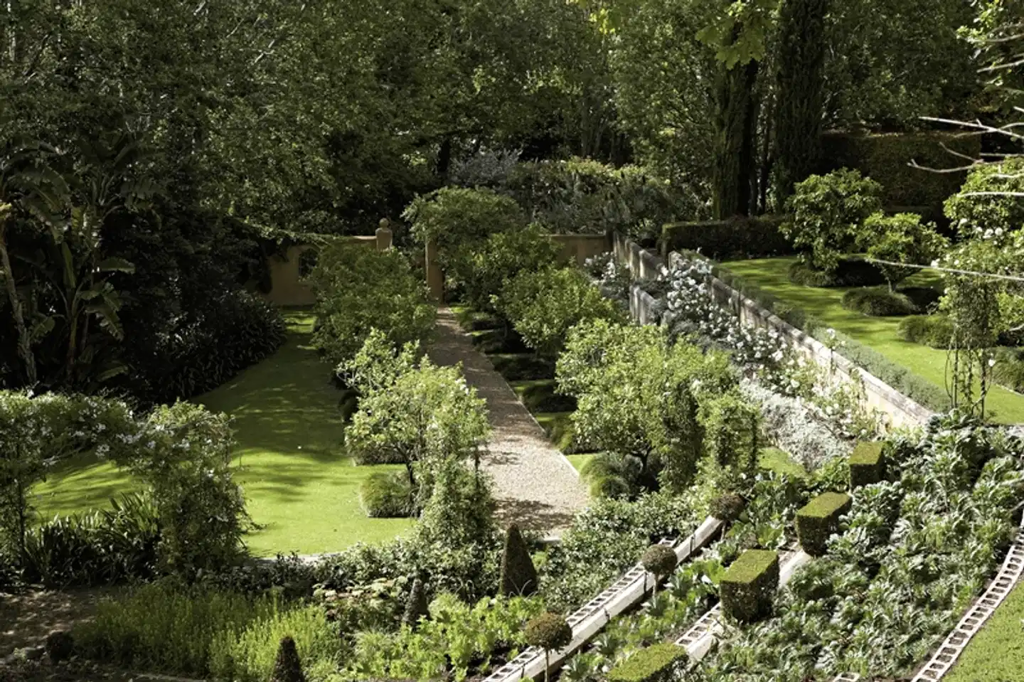 The Cellars-Hohenort Garten