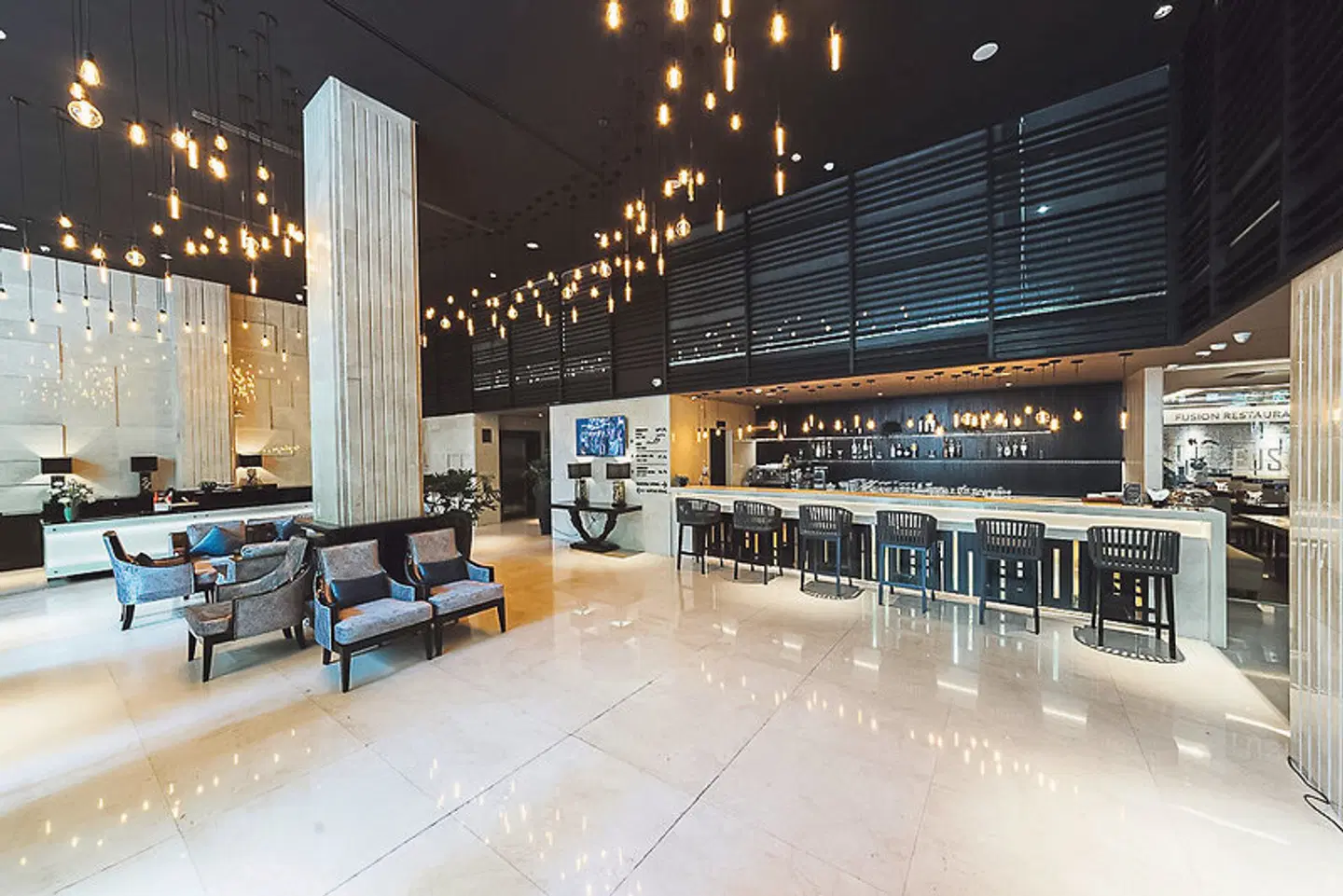 Paragon Saigon Hotel Bar