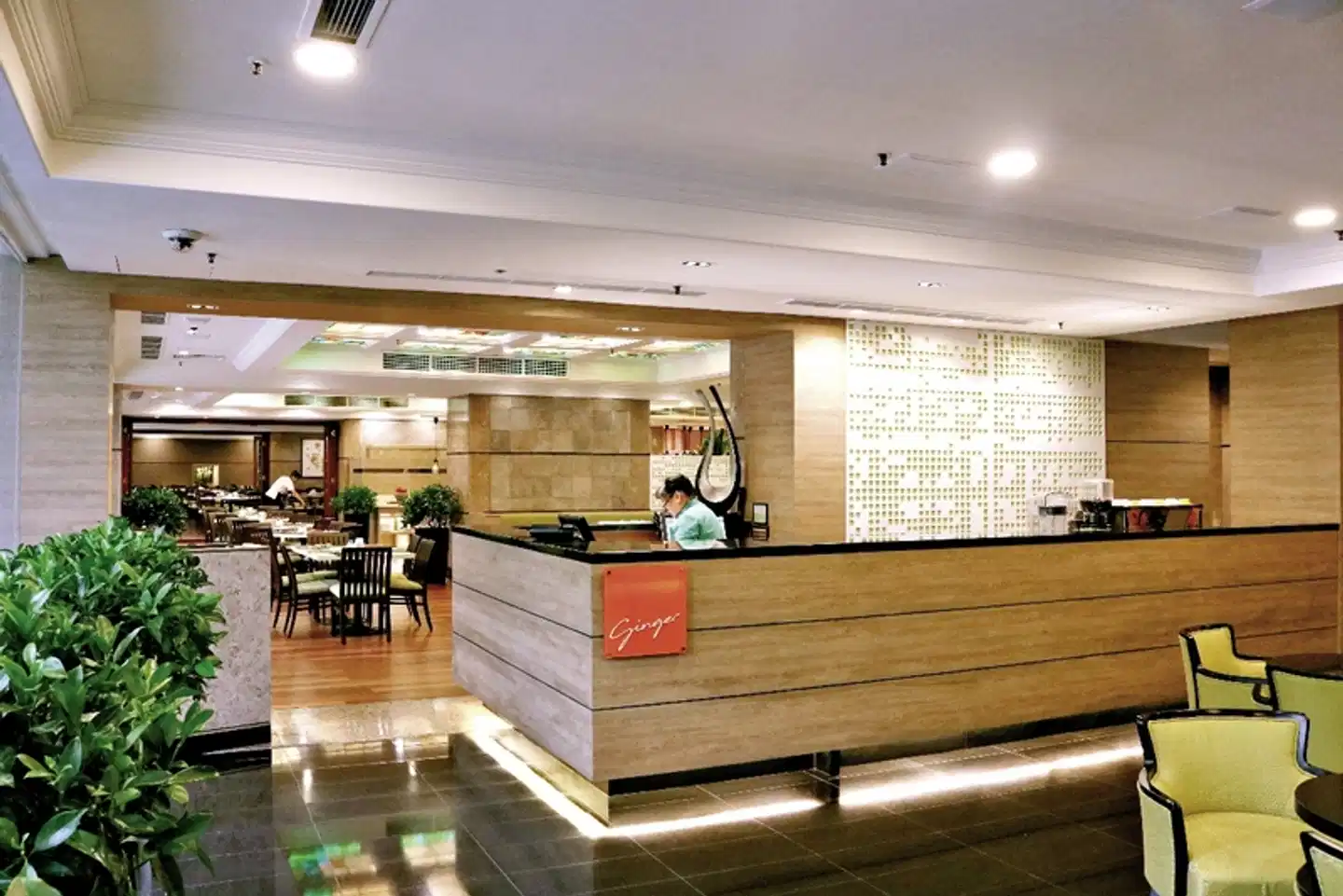 PARKROYAL on Beach Road Lobby