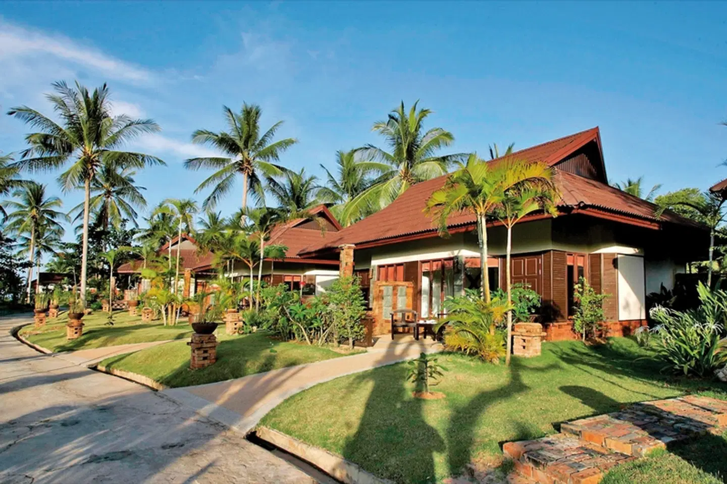 Lanta Sand Resort & Spa EXTERIOR