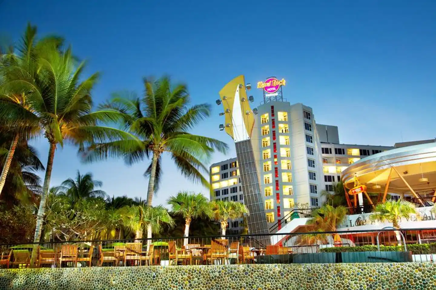 Hard Rock Hotel Pattaya Aussenansicht