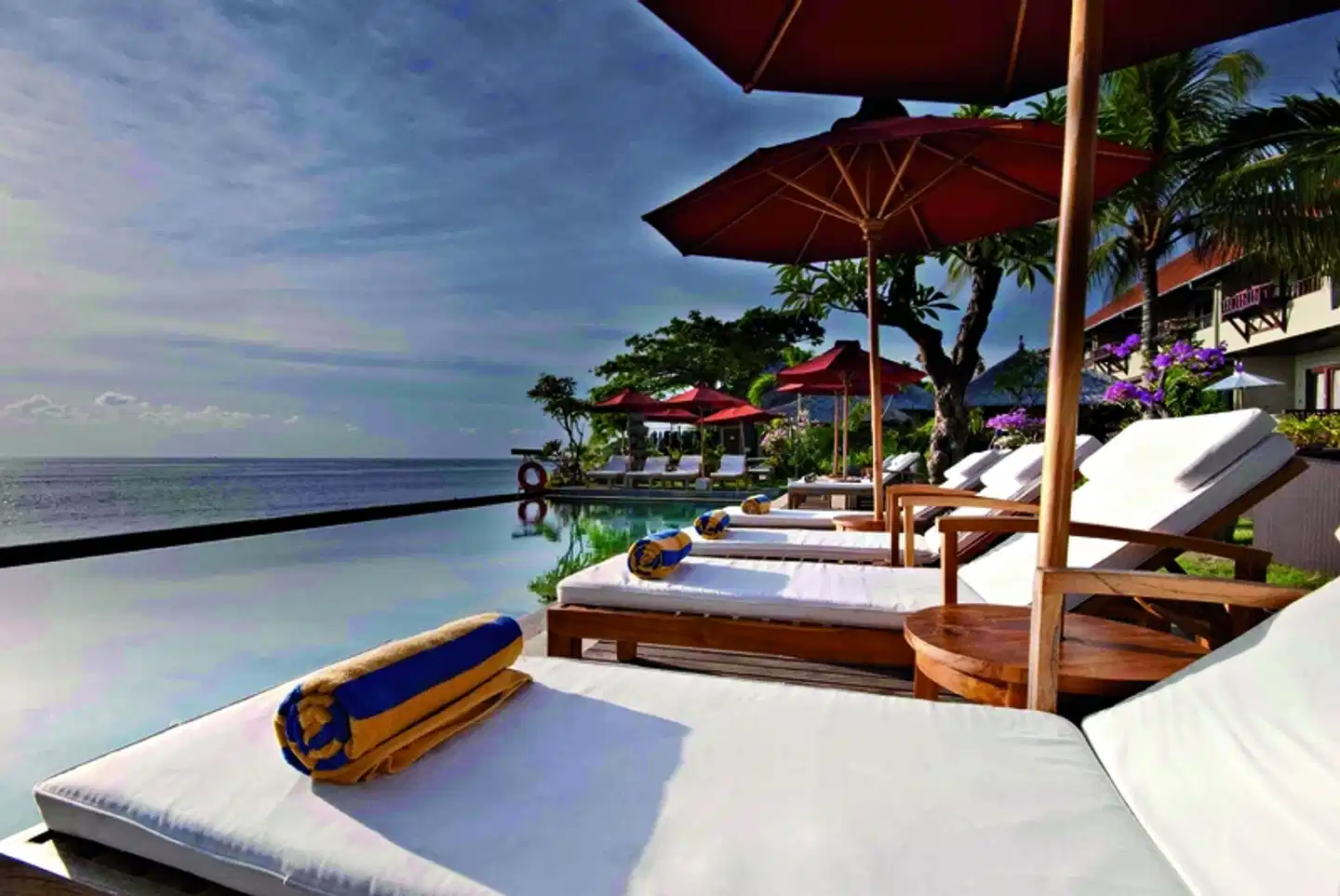 Tauch Terminal Resort Tulamben & Spa Terrasse