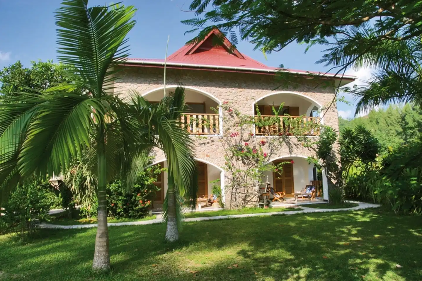 L'Hirondelle Self Catering Guest House Aussenansicht