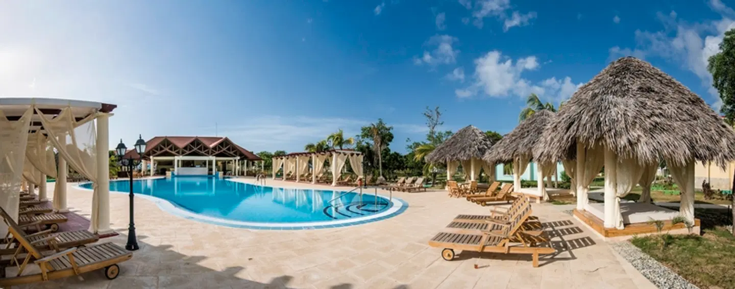 Playa Pesquero OUTDOOR_POOL