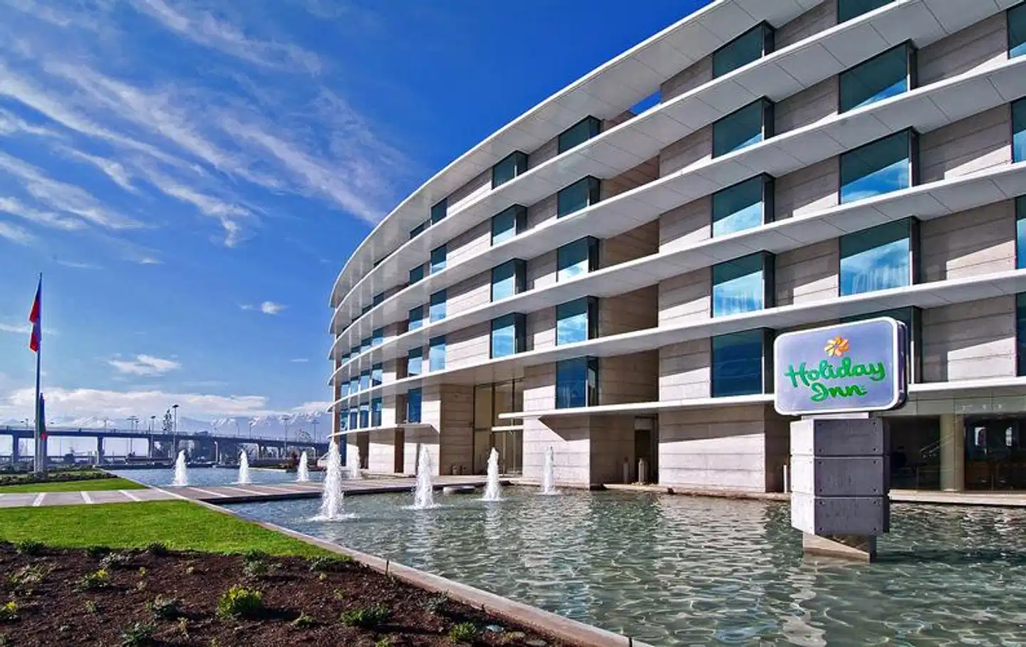 Holiday Inn Santiago - Airport Terminal Pool