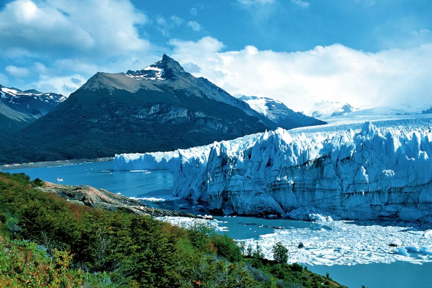 Patagoniens Vielfalt - Naturwunder & Metropolen LANDSCAPE