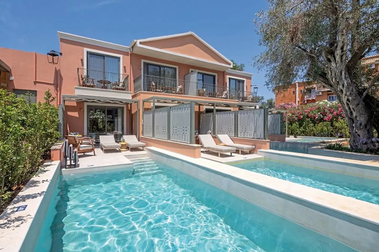 Apollo Corfu OUTDOOR_POOL