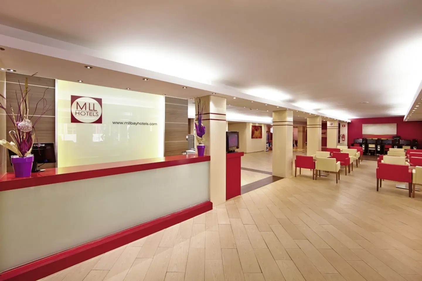 MLL Caribbean Bay LOUNGE_LOBBY