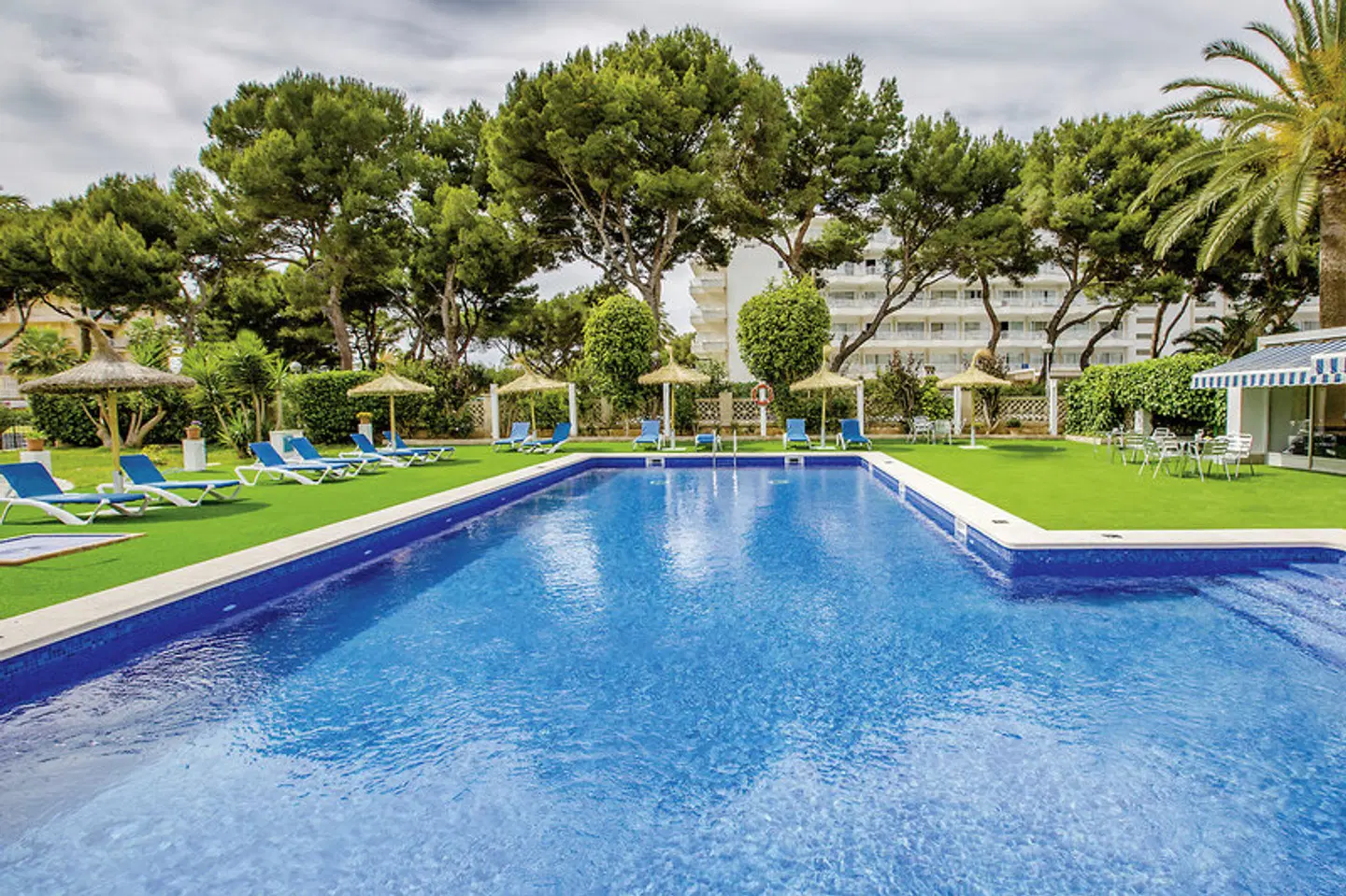 Foners OUTDOOR_POOL