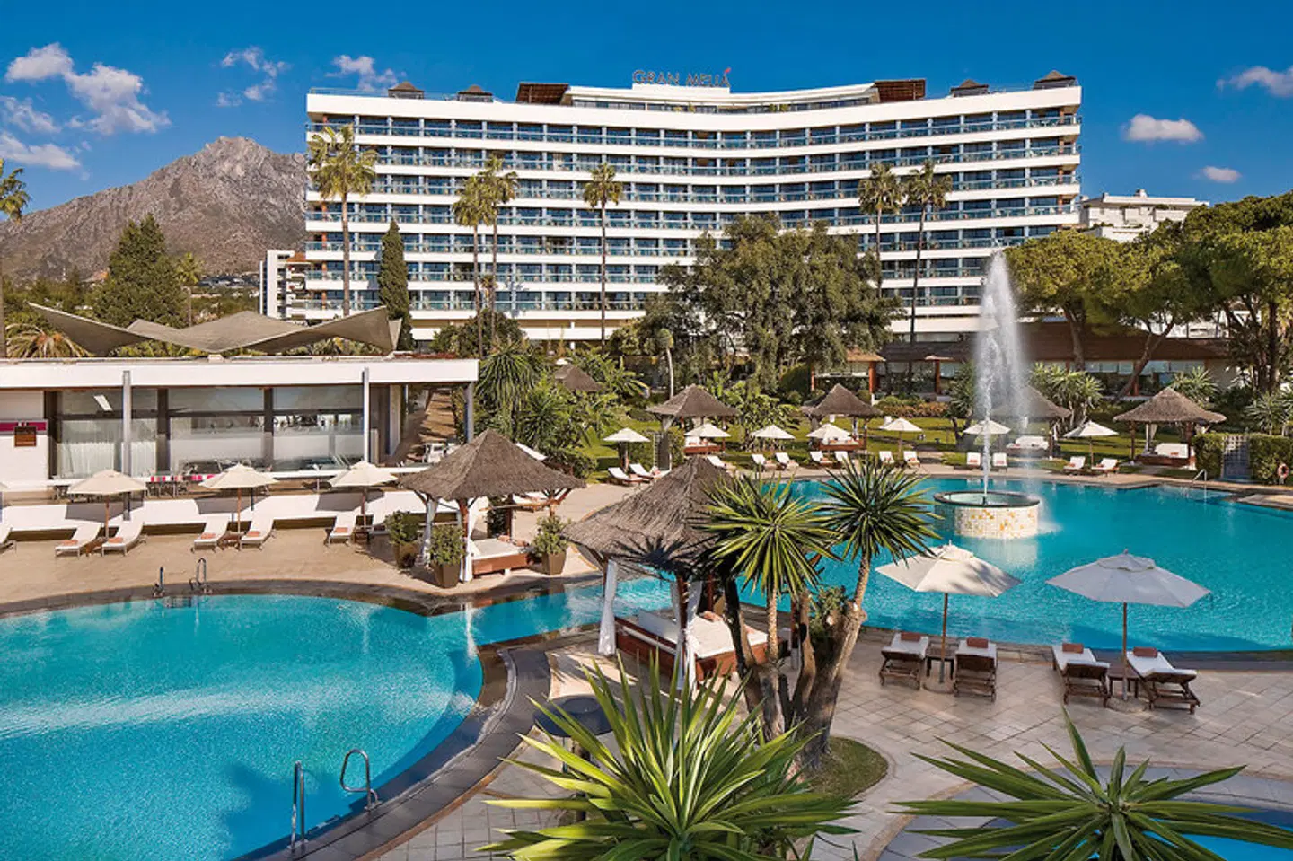 Don Pepe Gran Meliá OUTDOOR_POOL