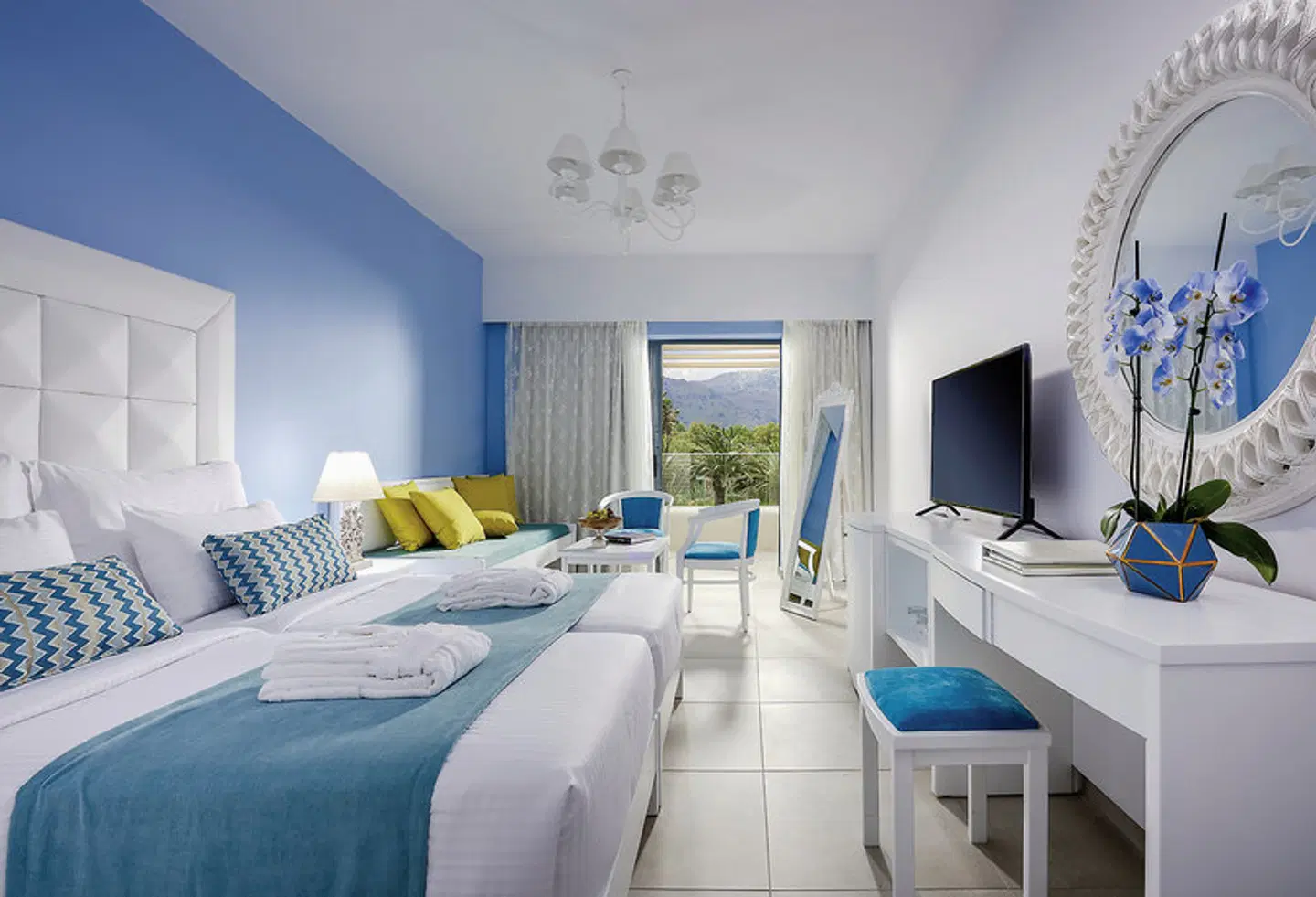Mythos Palace ROOM_EXAMPLE