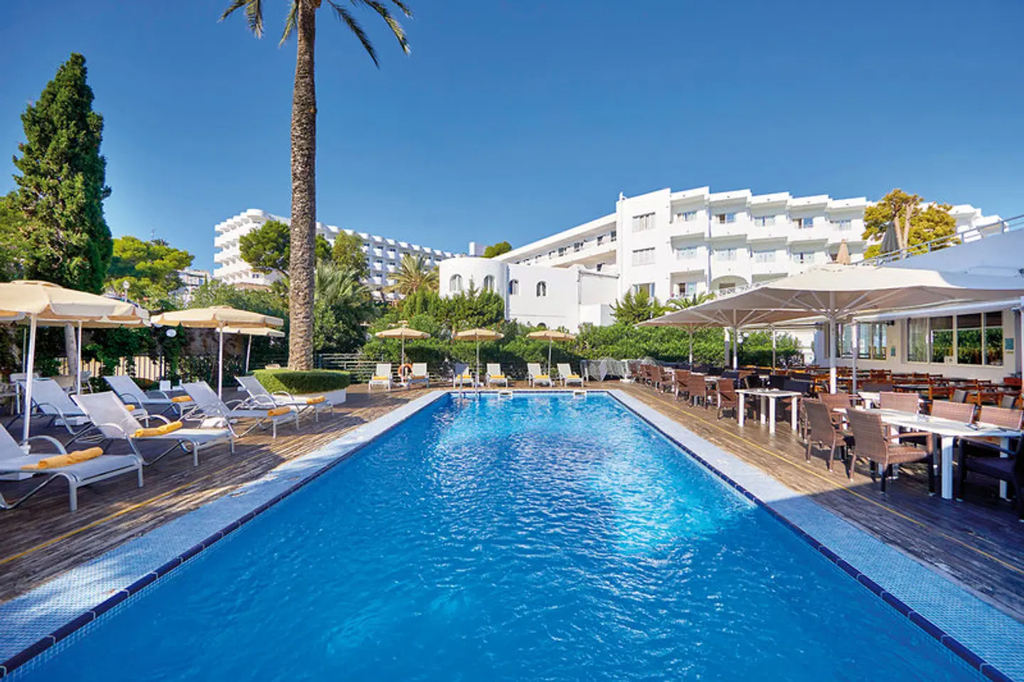 Gavimar Cala Gran Costa del Sur OUTDOOR_POOL