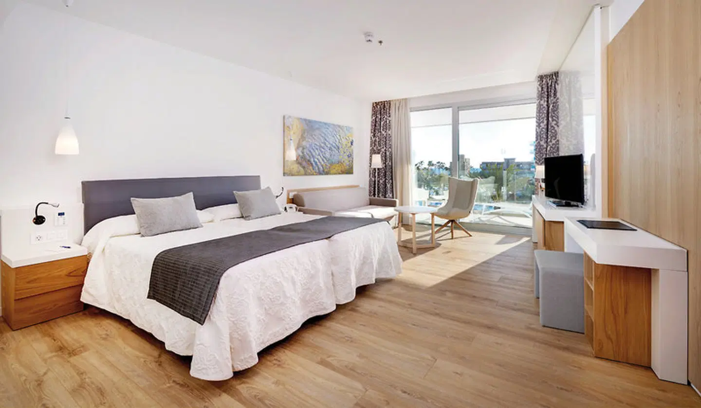 Hipotels Playa de Palma Palace ROOM_EXAMPLE