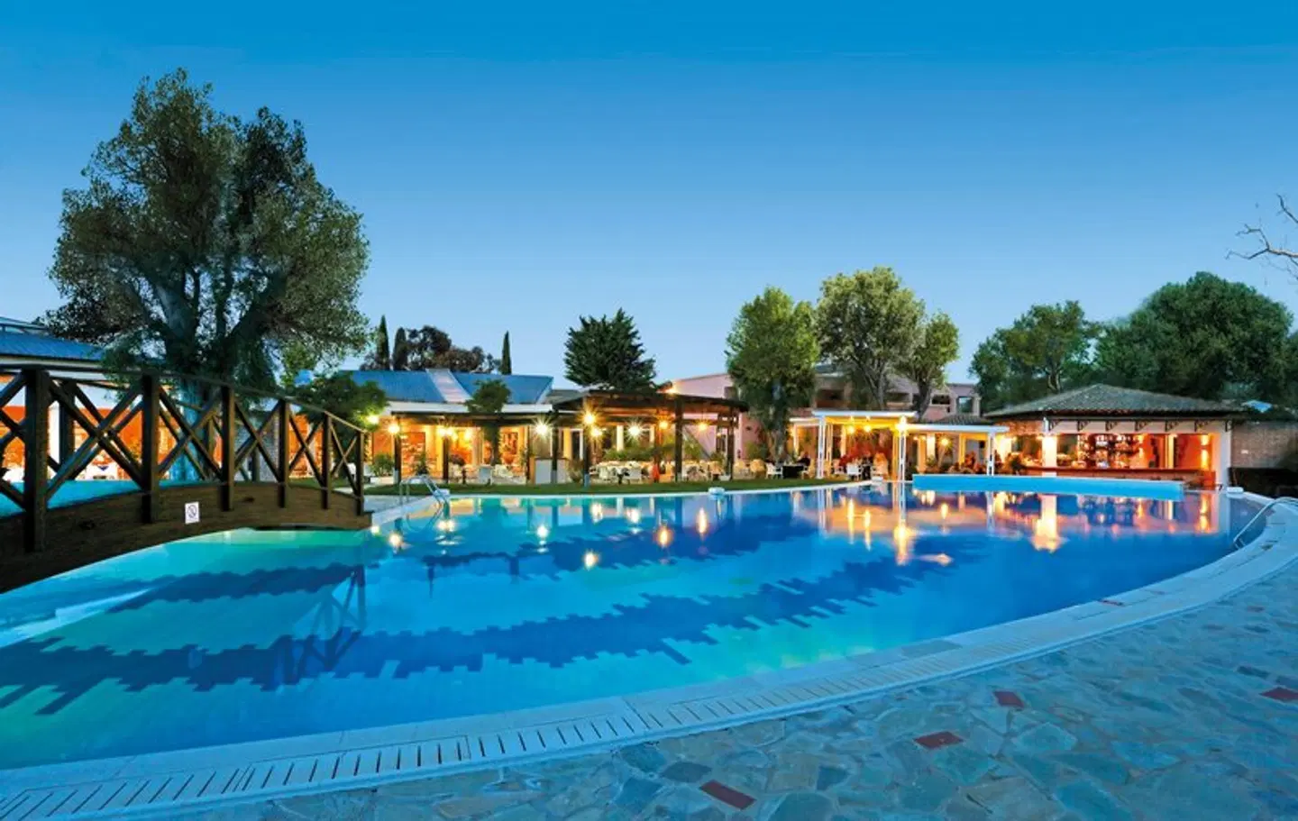 Apollo Corfu OUTDOOR_POOL