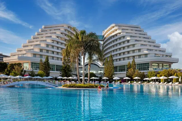 Miracle Resort EXTERIOR