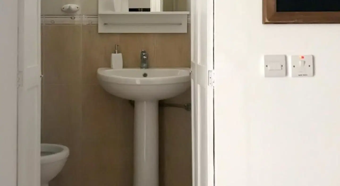 Your Apartment Malta Badezimmer