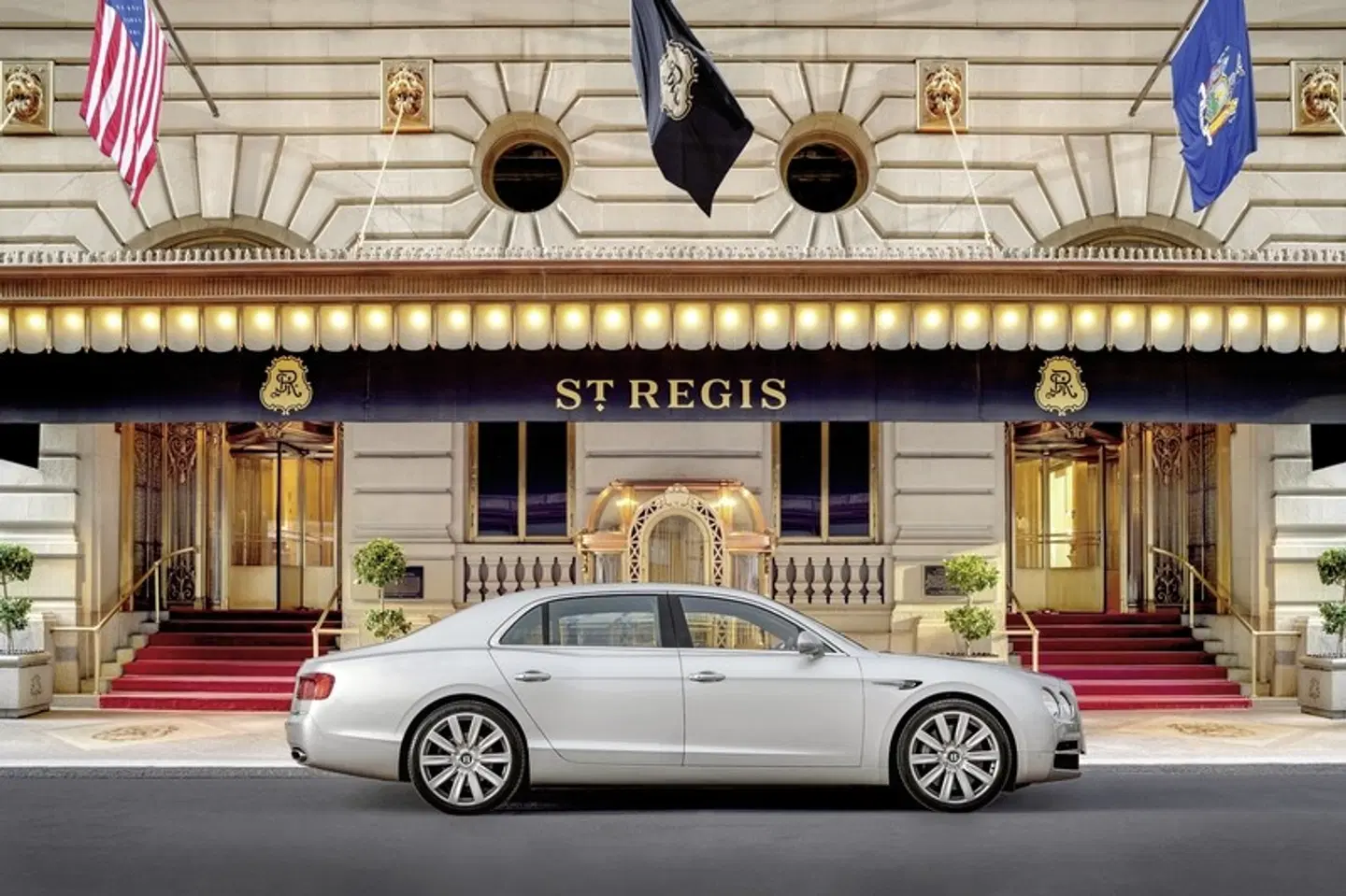 The St. Regis New York EXTERIOR