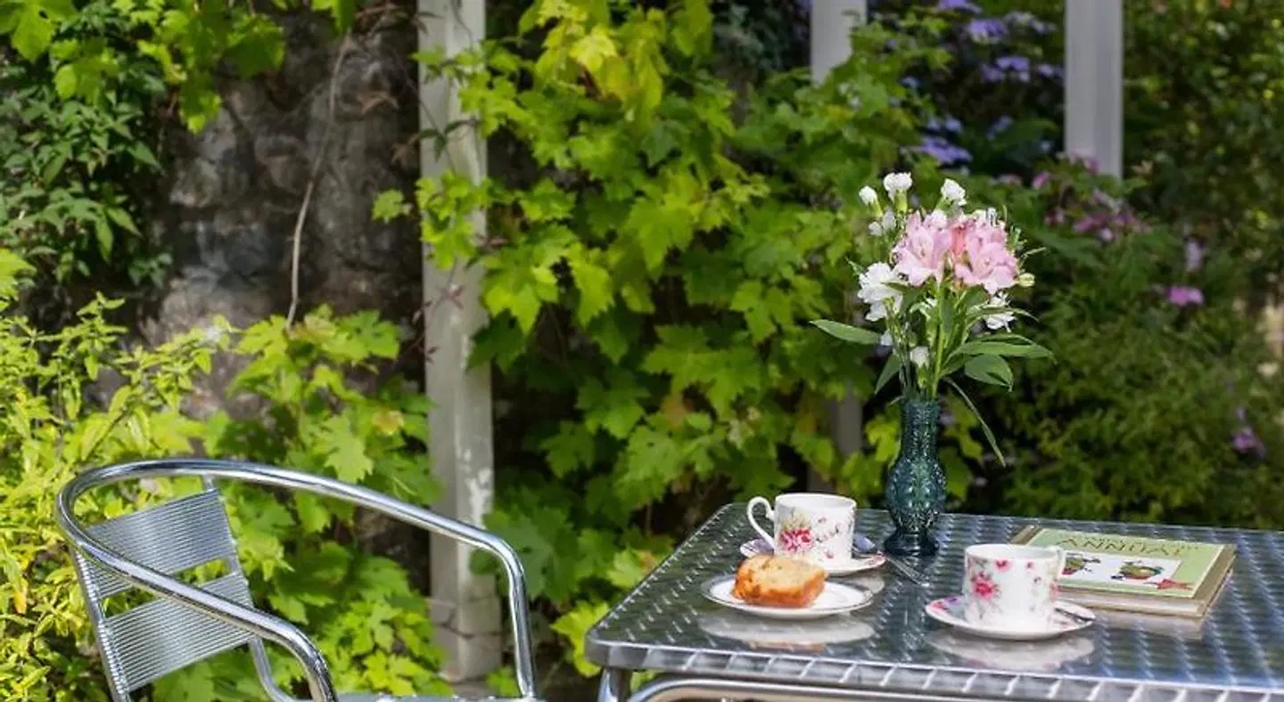 Penbontbren Luxury Bed and Breakfast Garten