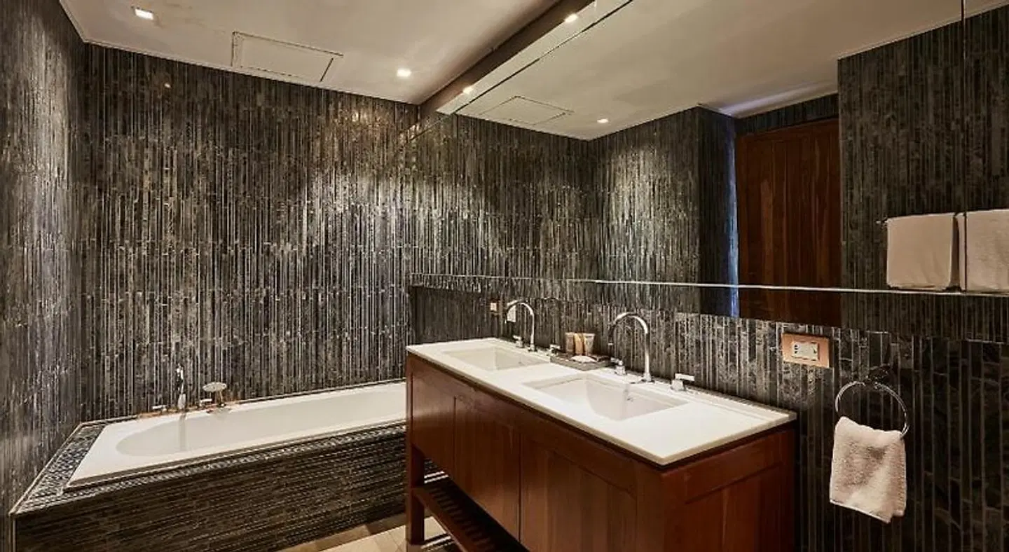 Luxx XL at Langsuan Badezimmer