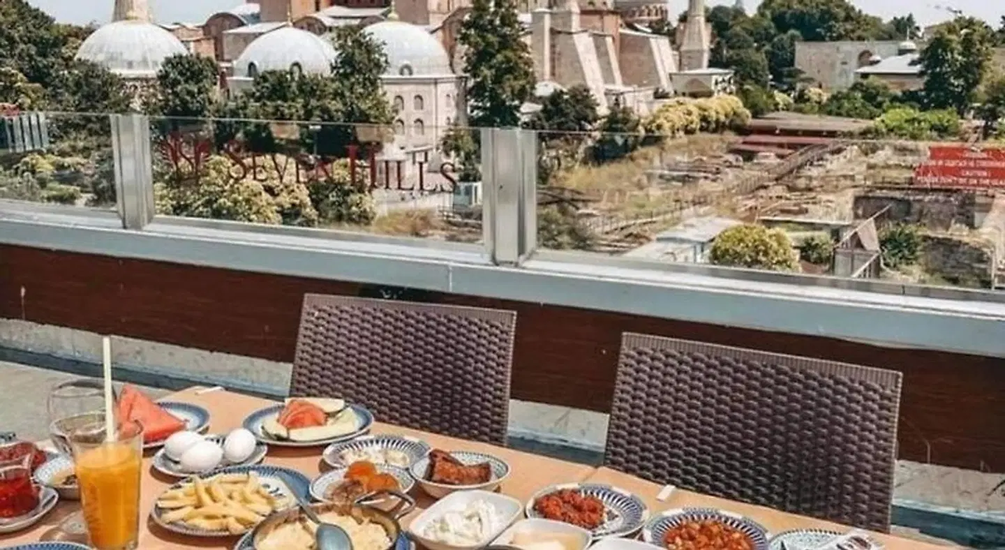 Seven Hills Hotel Terrasse