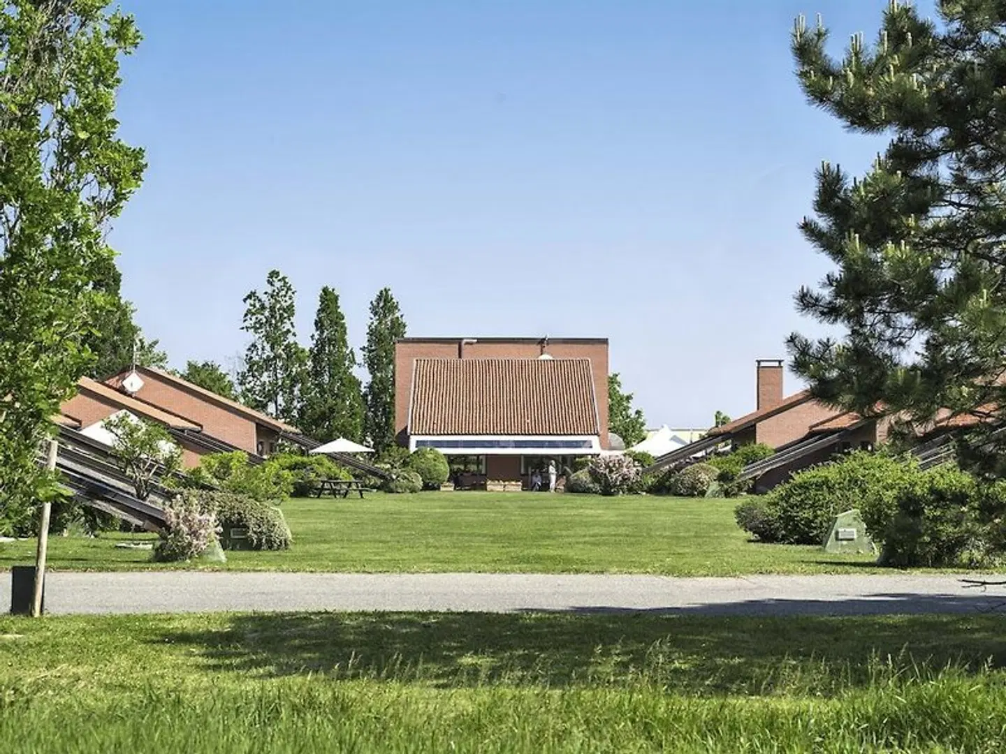 Serravalle Golf Hotel EXTERIOR