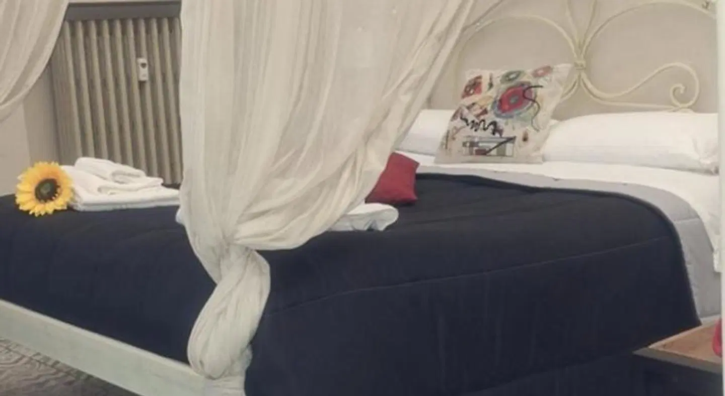 B&B TOHOUSE DELUXE HEALTH_BEAUTY