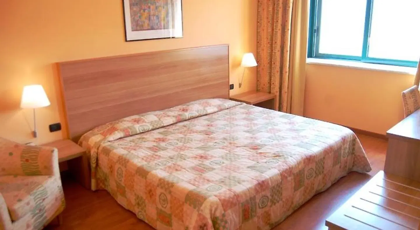 Hotel Romanisio ROOM_EXAMPLE