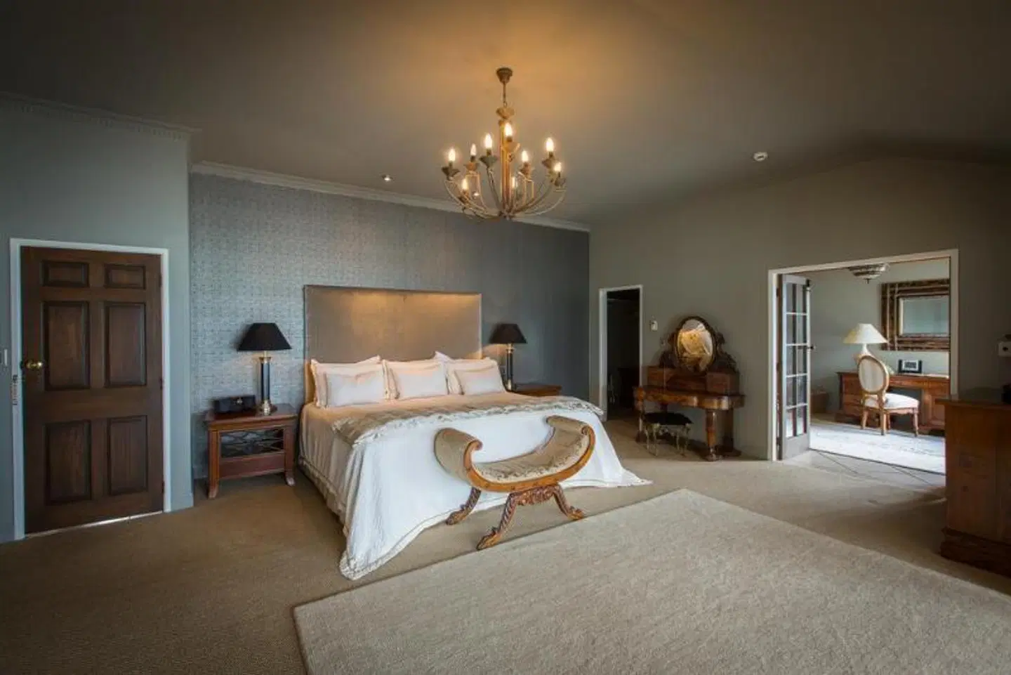 Peppers on the Point Lake Rotorua ROOM_EXAMPLE