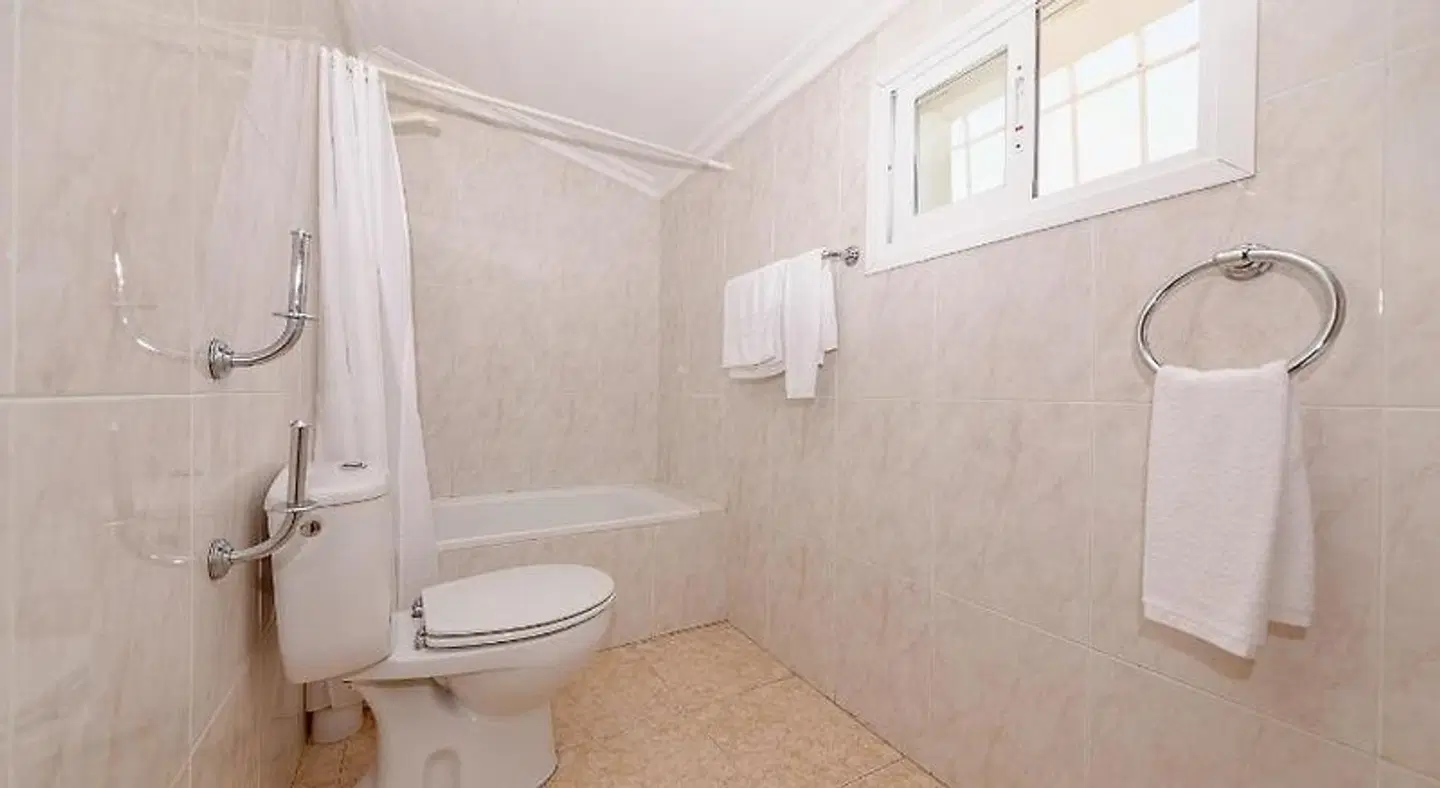 Playas de Paguera Badezimmer