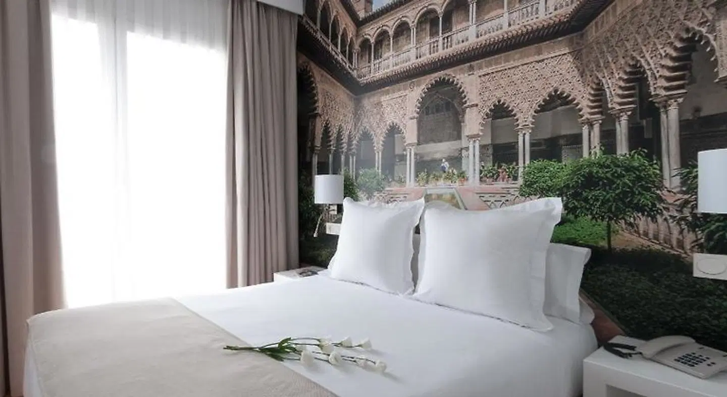 Alcazar ROOM_EXAMPLE