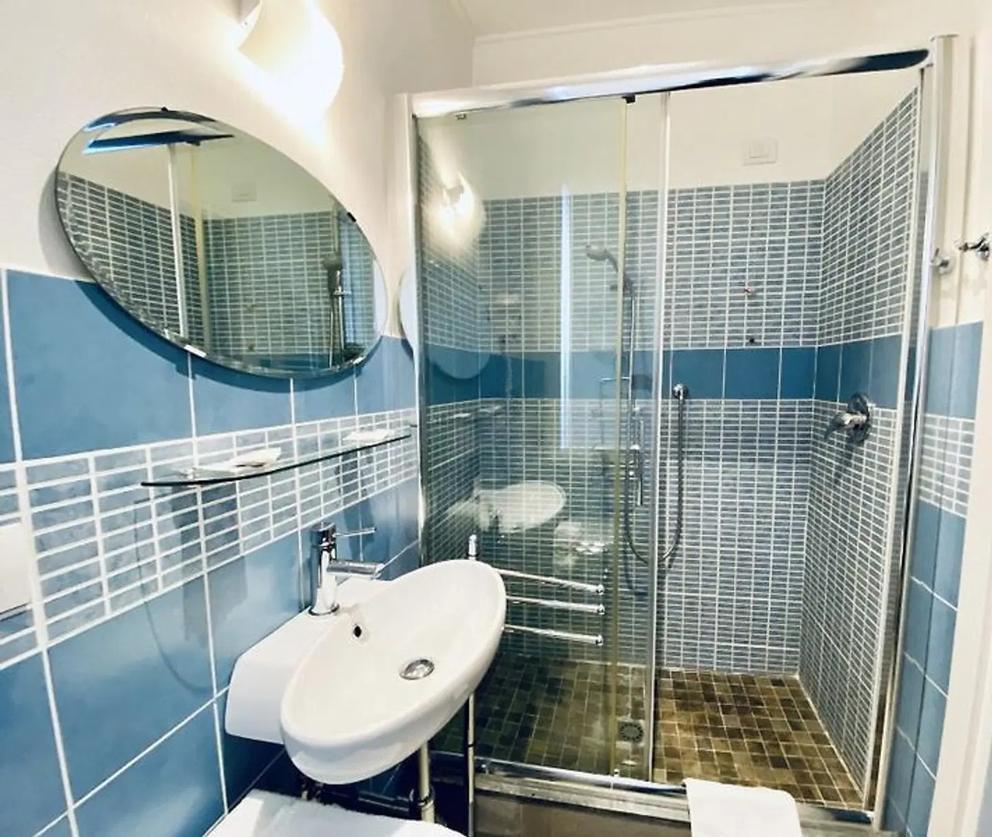 88 Miglia Badezimmer