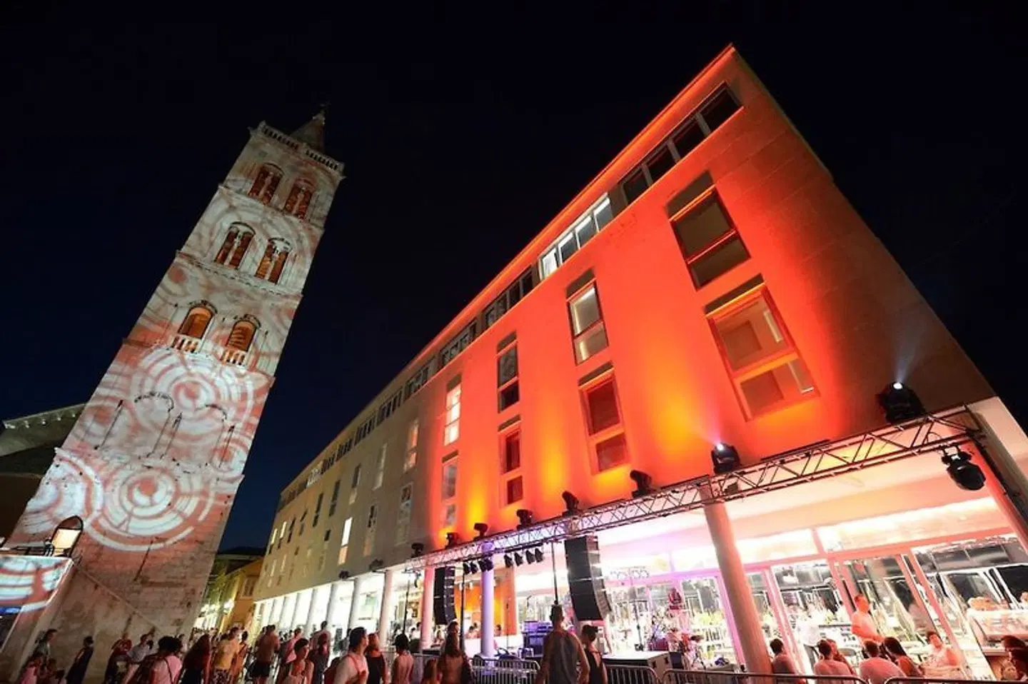 Boutique Hostel Forum EXTERIOR