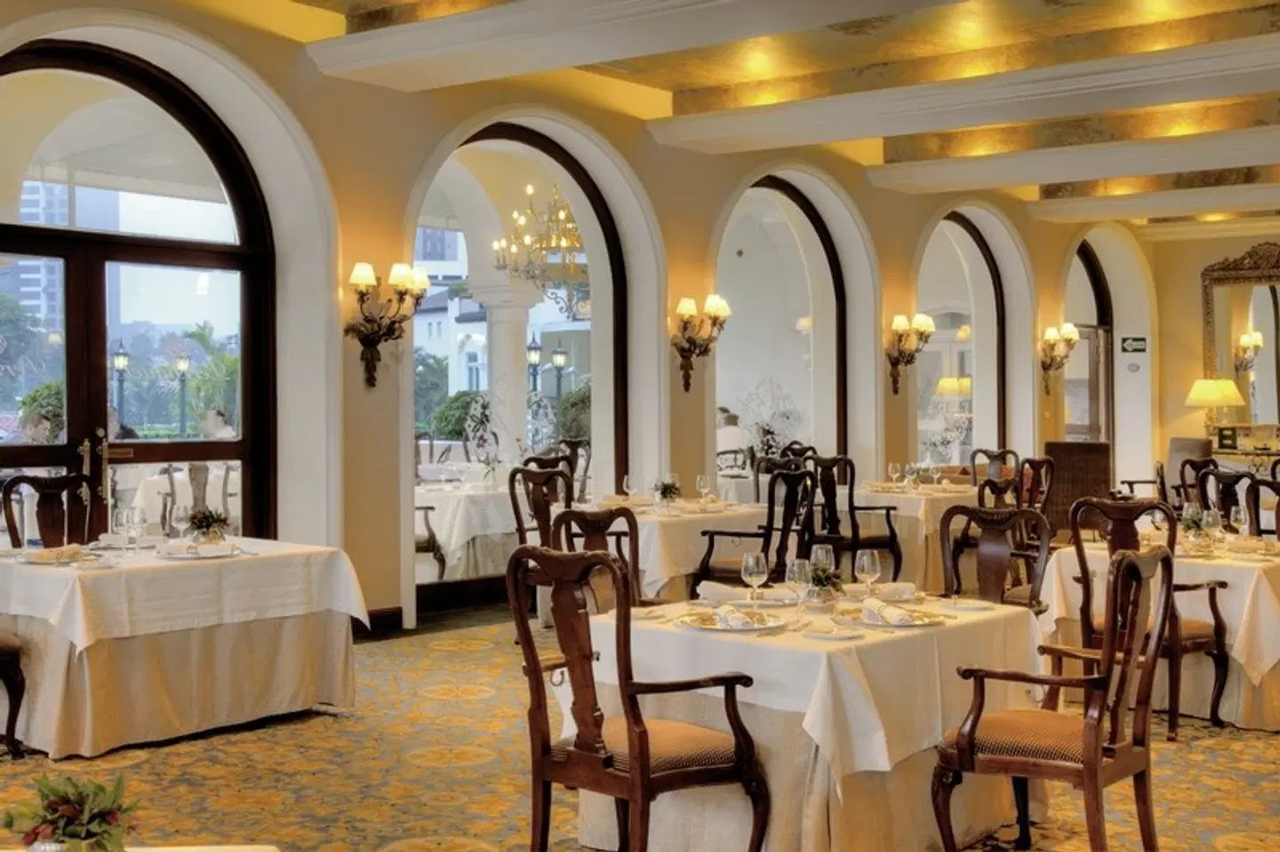 Country Club Lima Restaurant
