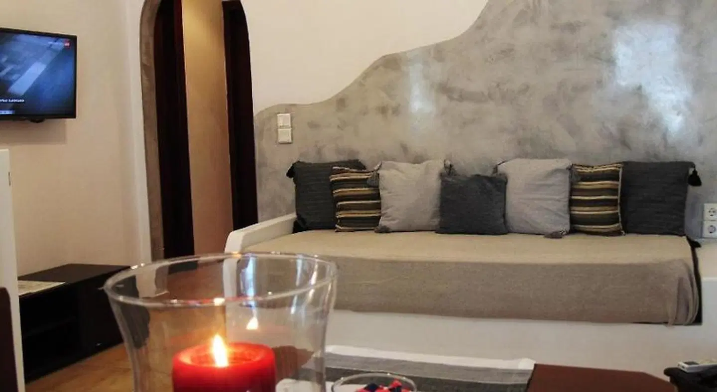 Lefteris Houses ROOM_EXAMPLE