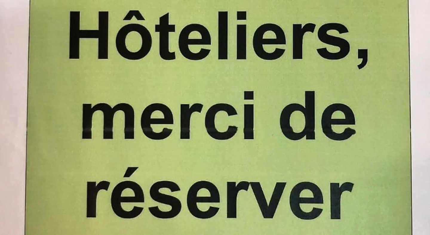 HOTEL DE LA MARE MODEL_IMPRESSION