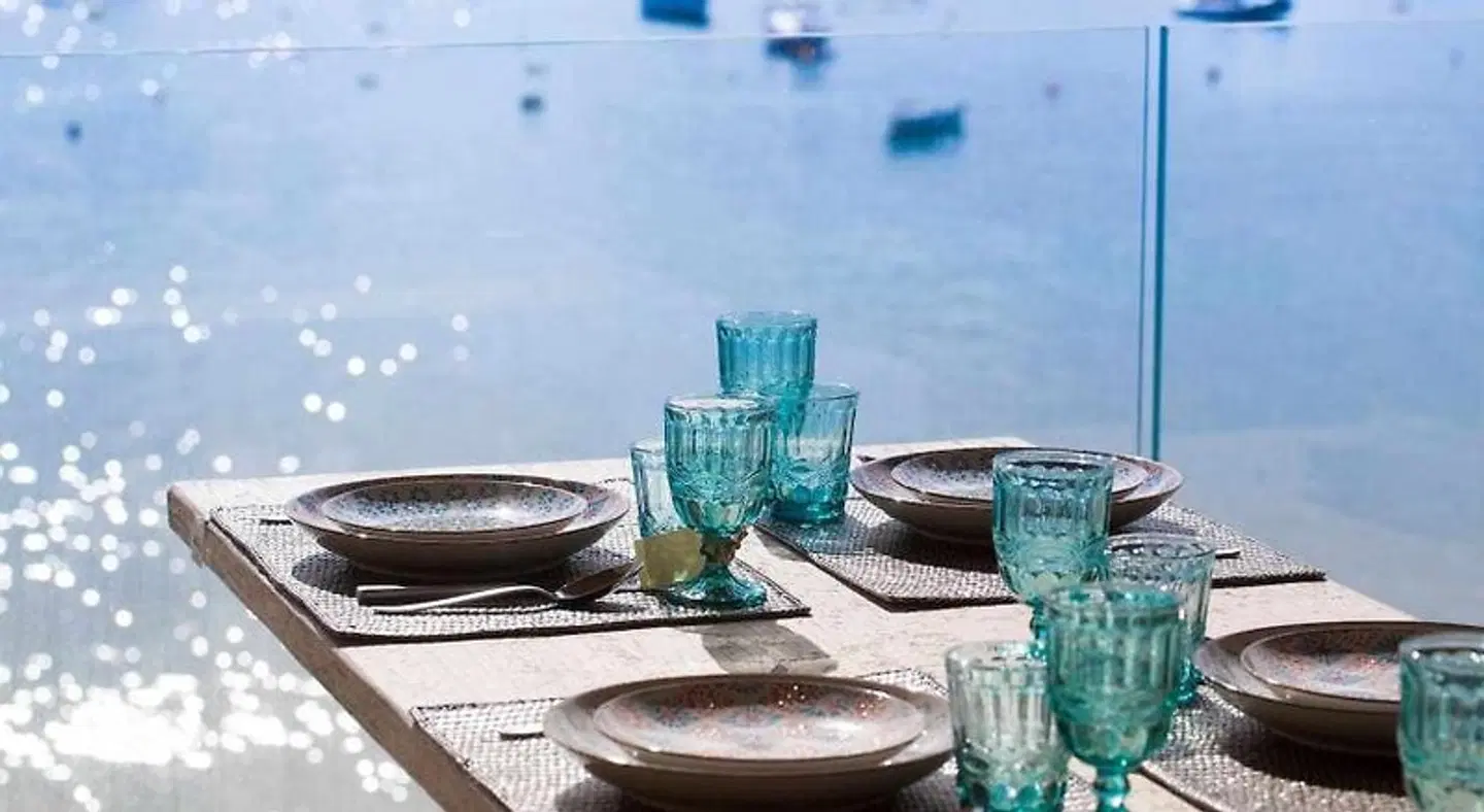 Beachfront Es Turo HEALTH_BEAUTY