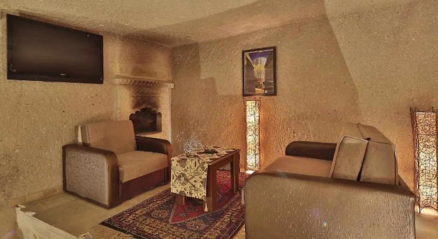 Roma Cave Suite ROOM_EXAMPLE