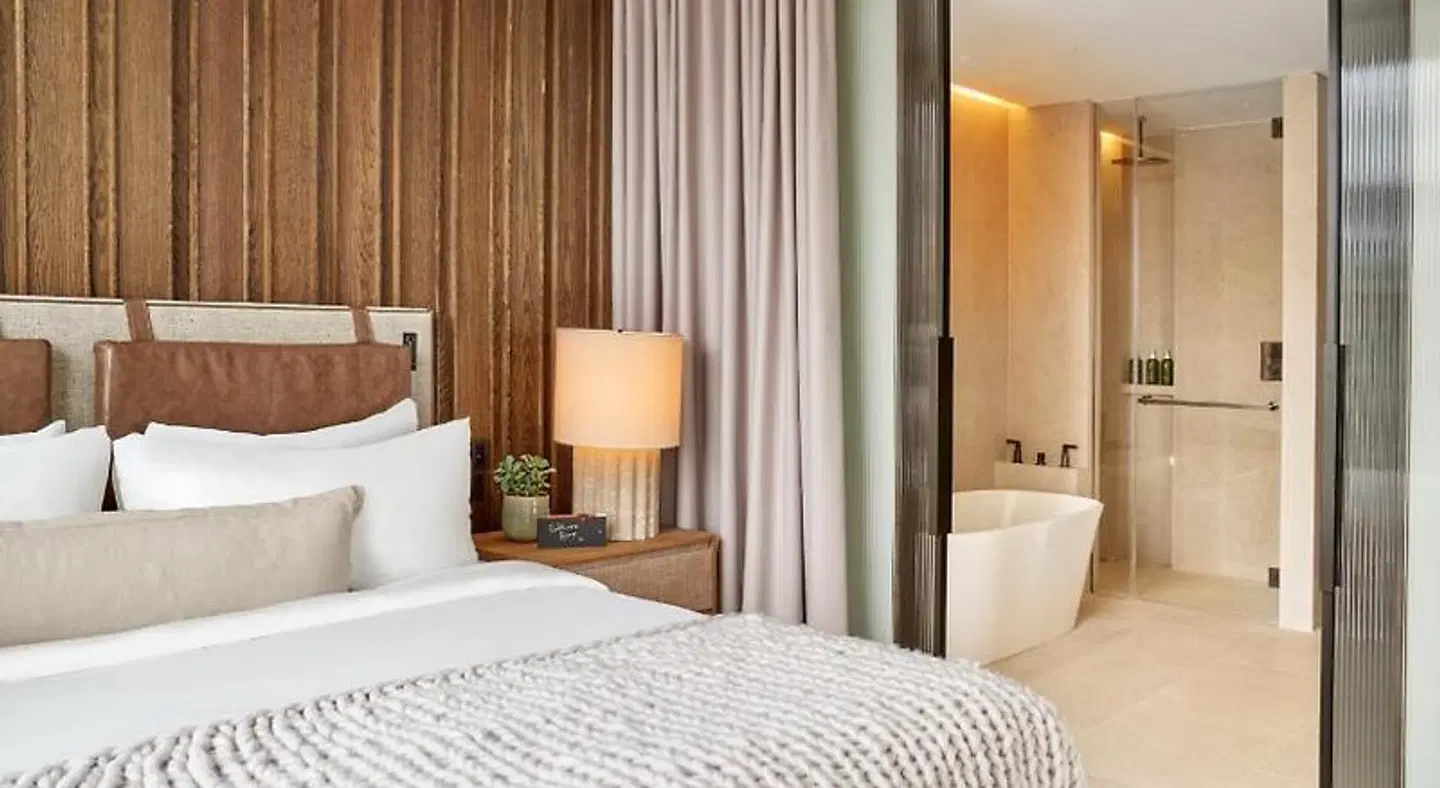 Holiday Inn Mayfair ROOM_EXAMPLE