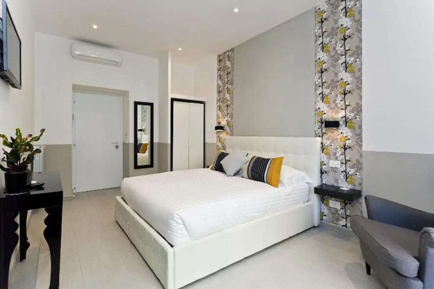 Sallustio Luxury Suites ROOM_EXAMPLE
