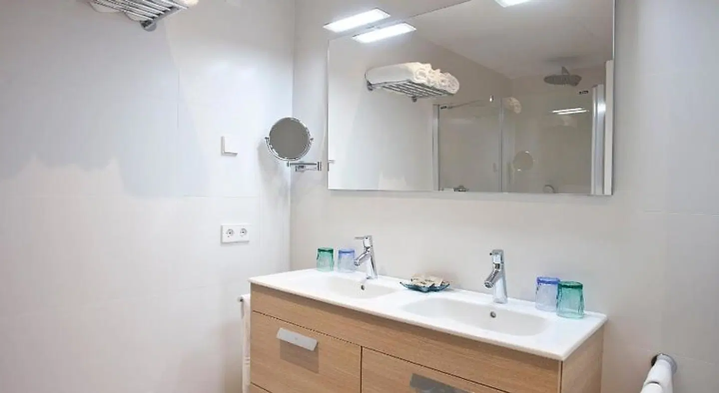 Apartaments Posidonia Badezimmer