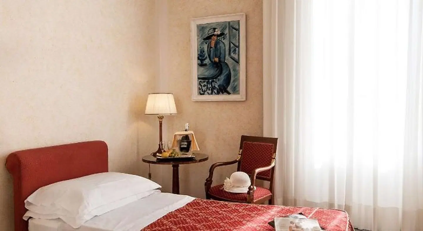 Grand Hotel Royal ROOM_EXAMPLE