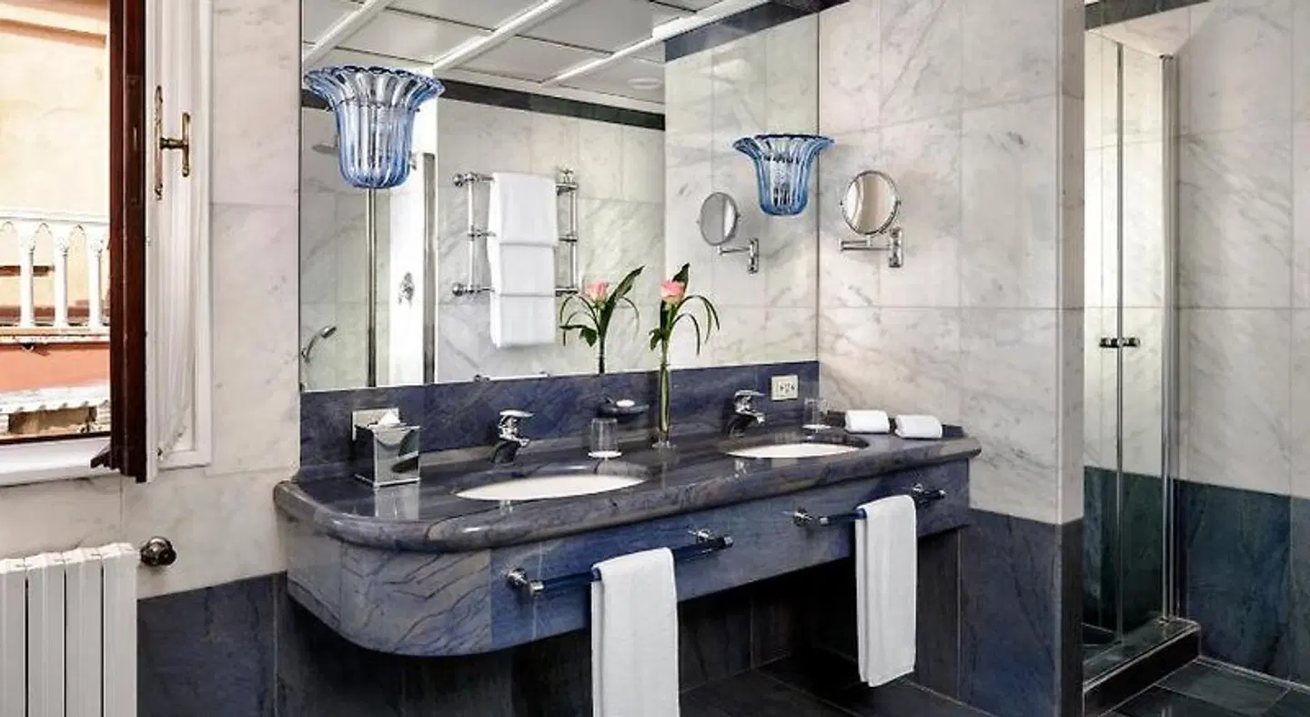 Hotel Danieli A Luxury Collection Hotel, Venice Badezimmer