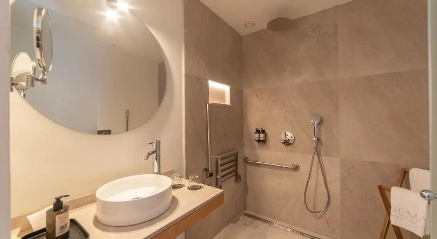 Nema Boutique Hotel & Spa Badezimmer