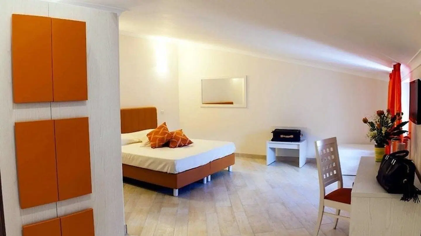 Back to Sorrento ROOM_EXAMPLE