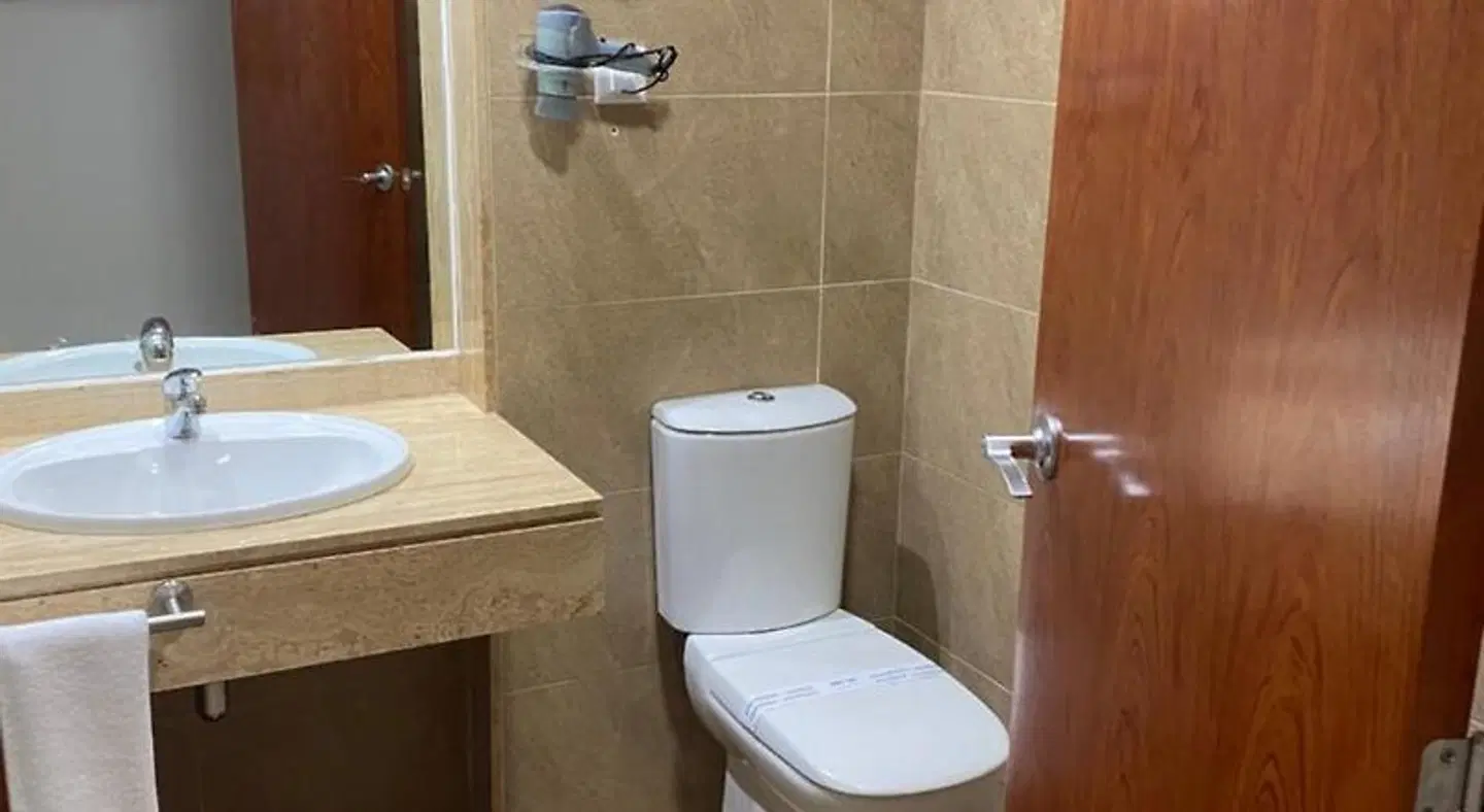 Cityexpress Hotel San Fernando - Carcaixent Badezimmer