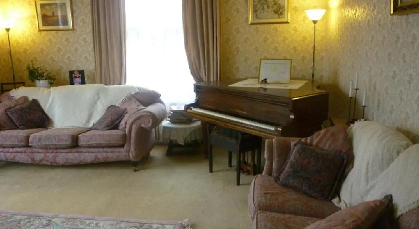 Holly Lodge ROOM_EXAMPLE