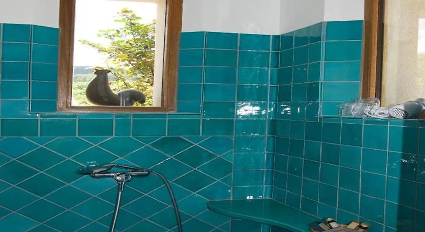 La Ferme Rose-Hôtel de Charme Hallenbad