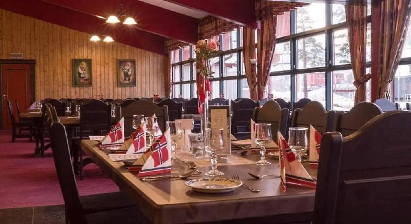 Bardu Hotell Restaurant