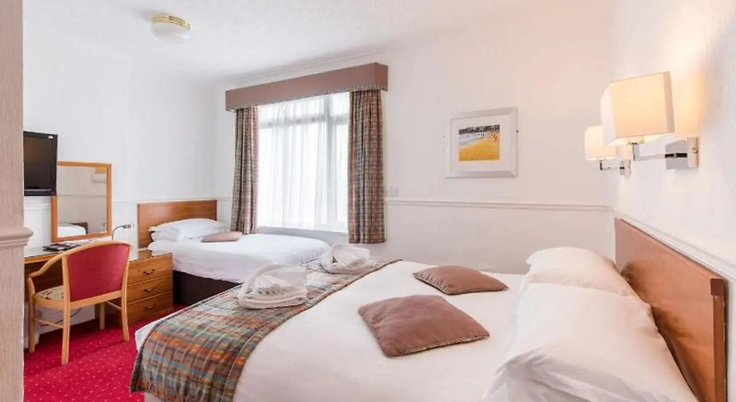The Queens Hotel ROOM_EXAMPLE